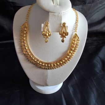 Parure d'or collier 1